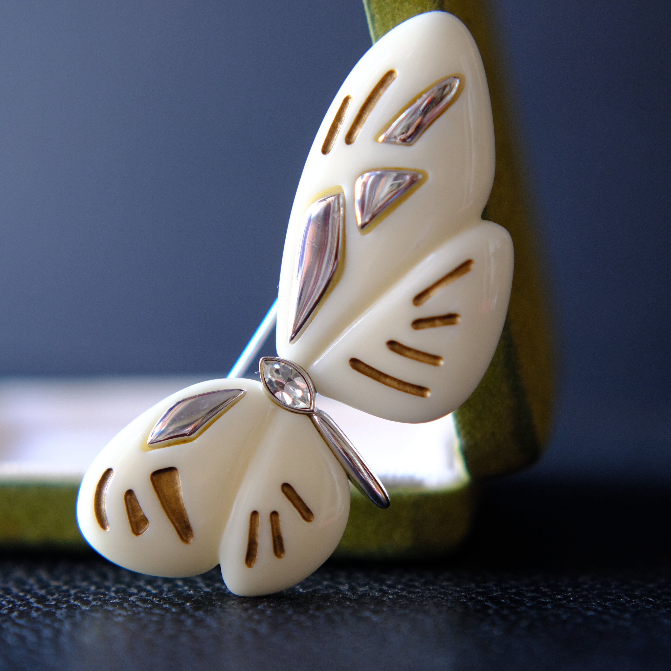 Hanae Mori Jewelry - Etsy Hanae Mori Jewelry - Etsy