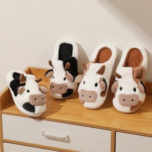 Cow Slippers, Winter Unisex Sliders, Cow Lover, Cute Gift Idea, Gift for him her,  Indoor Non-slip House Slides Slippers, Cow Plush Slippers