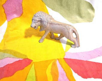 Carved Lion sculpture art handmade carved soapstone