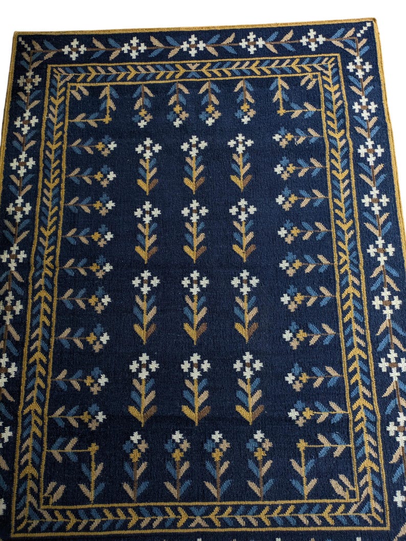 Handwoven Kilim Rug for living room: Traditional Kilim Rug 8x10 Kilim Rug