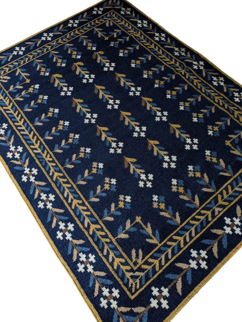 Handwoven Kilim Rug for living room: Traditional Kilim Rug 8x10 Kilim Rug