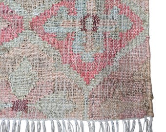 Handwoven Jute Rug: Geometric Hexagon Boho Style, Natural Fibers