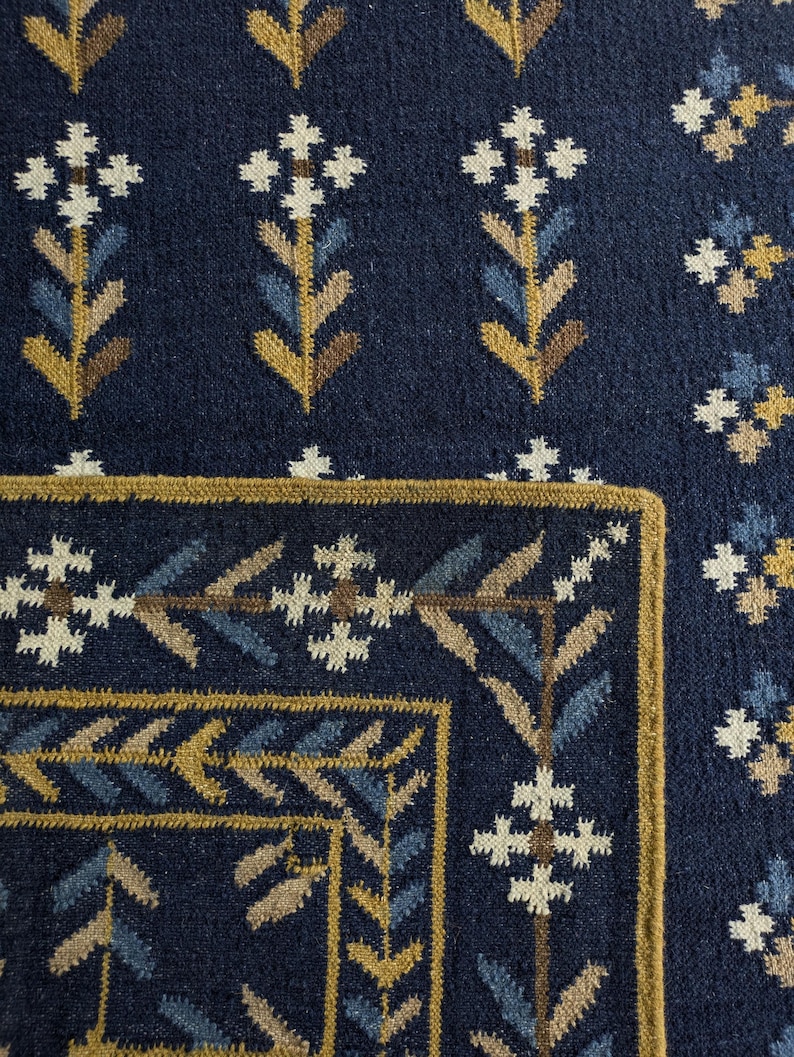 Handwoven Kilim Rug for living room: Traditional Kilim Rug 8x10 Kilim Rug