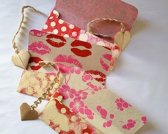 LOVE LETTER ENVELOPES―Money Holder―Hand Crafted—Lokta Linings—With Paper Heart Burlap Ties
