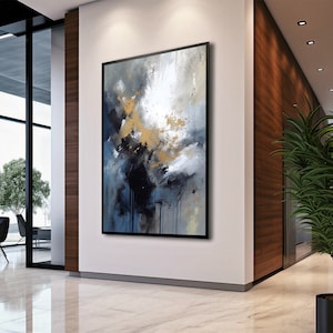 Arte de parede abstrata azul marinho e dourada para impressão, pintura em aquarela com pinceladas, download instantâneo digital, decoração para casa, arte azul e dourada