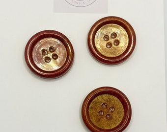 Pack of 3 30mm handmade resin buttons in an brown and bronze mix