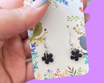 Handmade sterling silver 925 black flower shaped Earrings