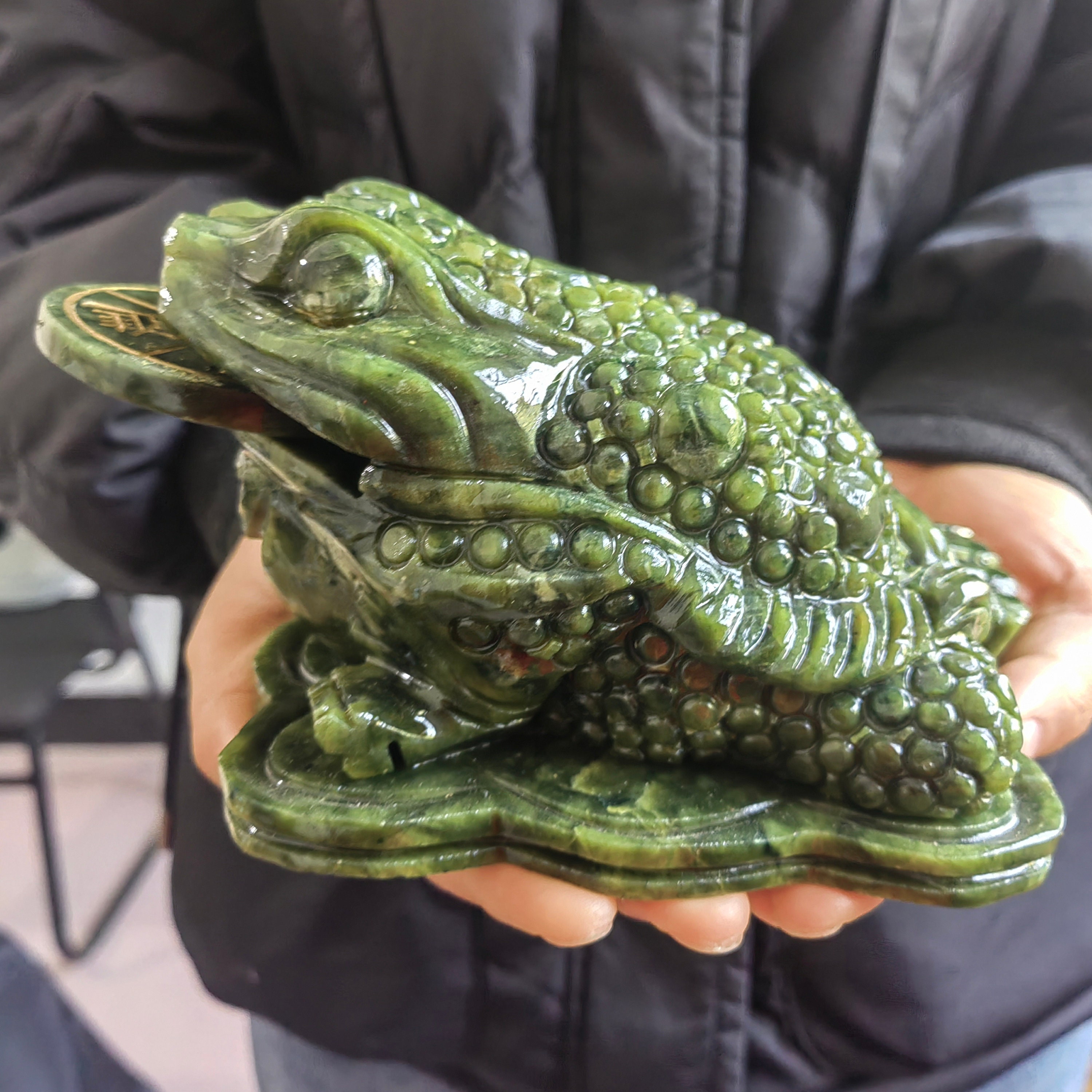 Jade Money Toad Statue: Feng Shui Wealth Frog Carving - Etsy