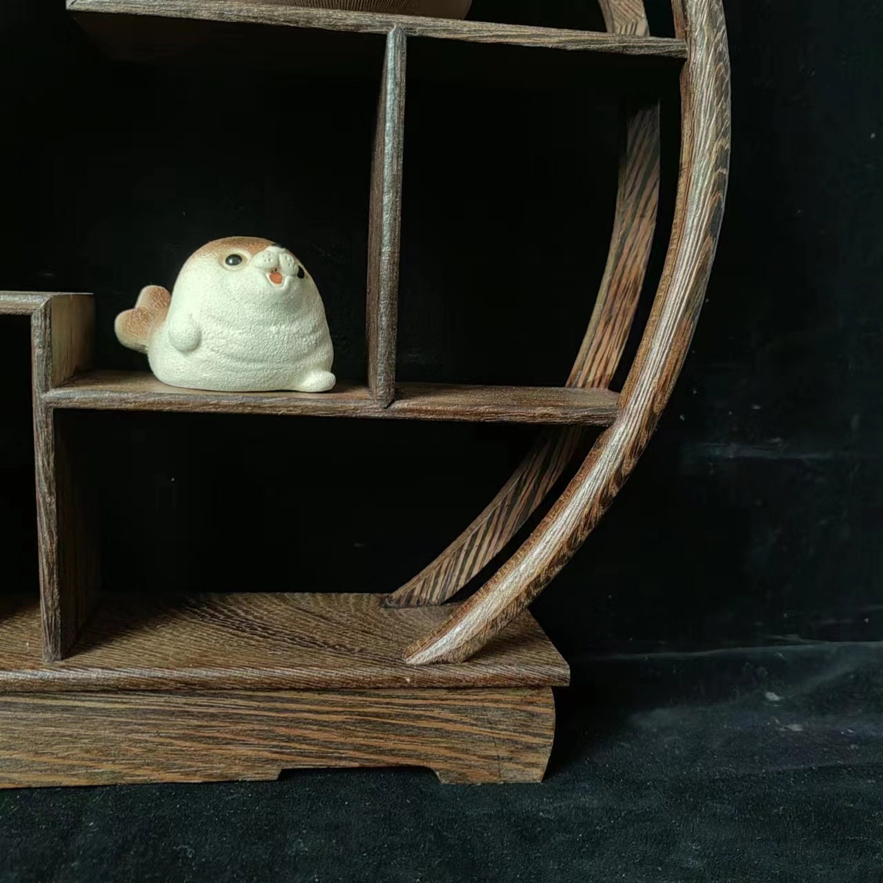 Vintage Style Wooden Display Stand, Collectibles Shelf With 8
