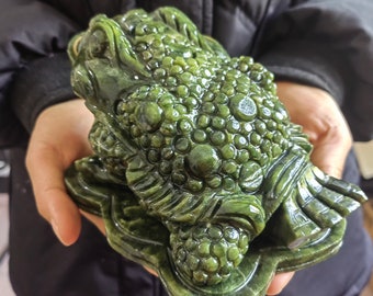 Jade Money Toad Statue: Feng Shui Wealth Frog Carving - Etsy UK