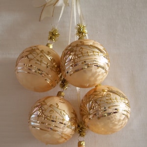 Series &quot;Golden Dreams&quot; Advent decorations 10 cm ball set of 5