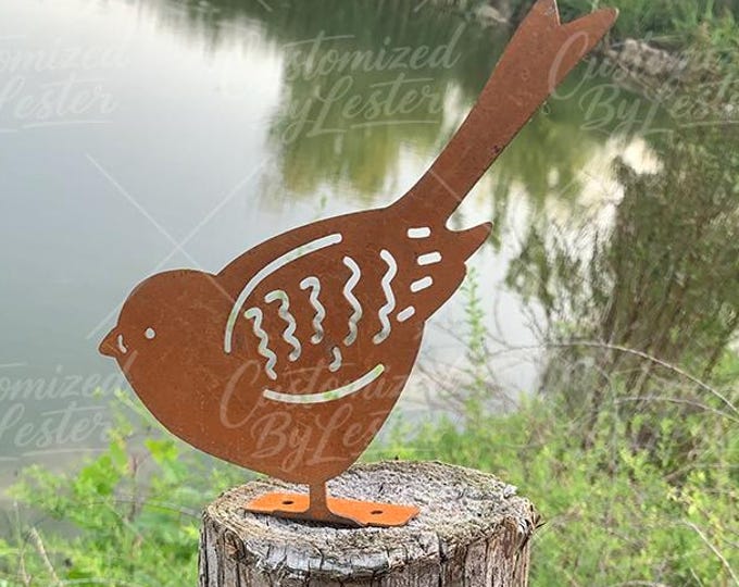 Rusty Bird Hunting Bug Metal Stake, Rust Bird Iron Sculpture,  Fun Garden  Bird Fence Post,  Rustic Bird Garden Stake, Unique Decor Gift