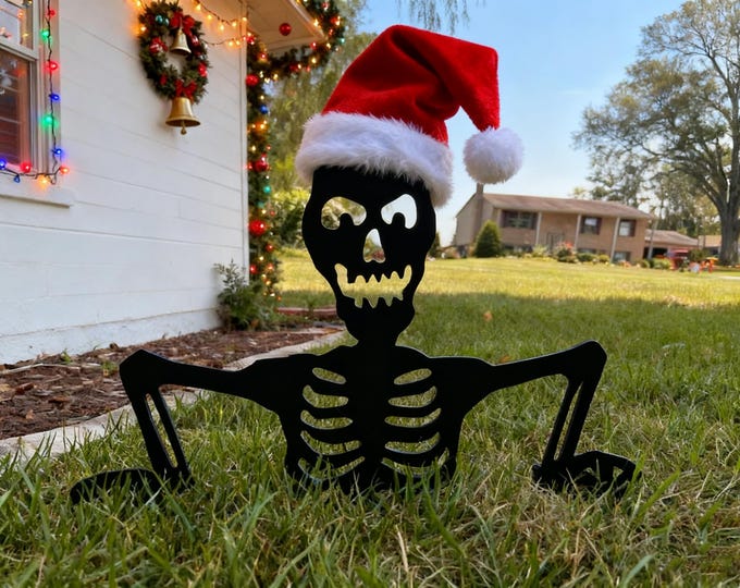 White Gothic Christmas Skull Stake, Black Metal Skeleton Yard Decor, Outdoor Halloween Xmas Decoration