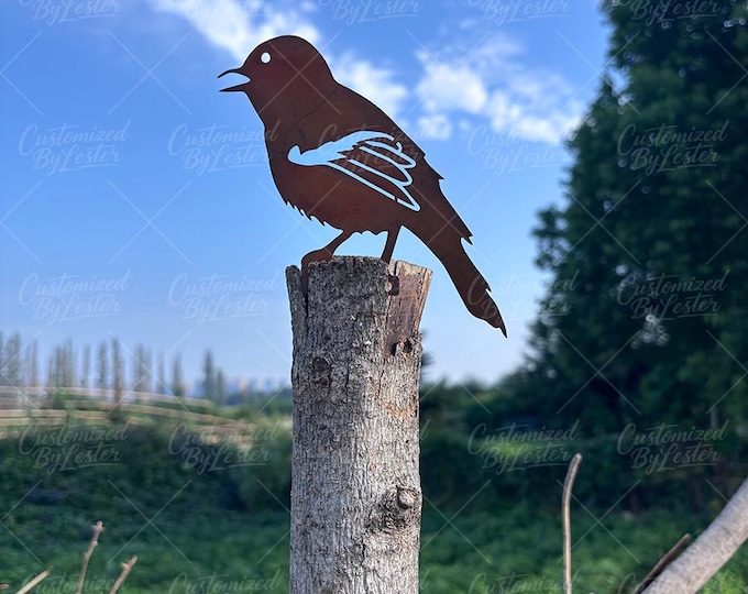 Rusty Metal Singing Bird Garden Stake, Vintage Iron Bird Sculpture with Open Beak, Rustic Metal Chirping Bird Stake, Handmade Gift