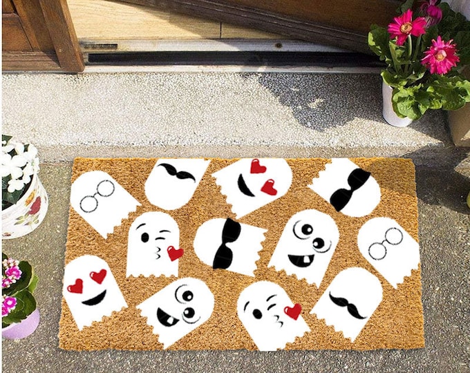 Ghost Emoji Doormat, Personalized Welcome Mat, Family Name Doormat, Custom Door Mat For Front Door, Custom Doormat, Personalized Gift