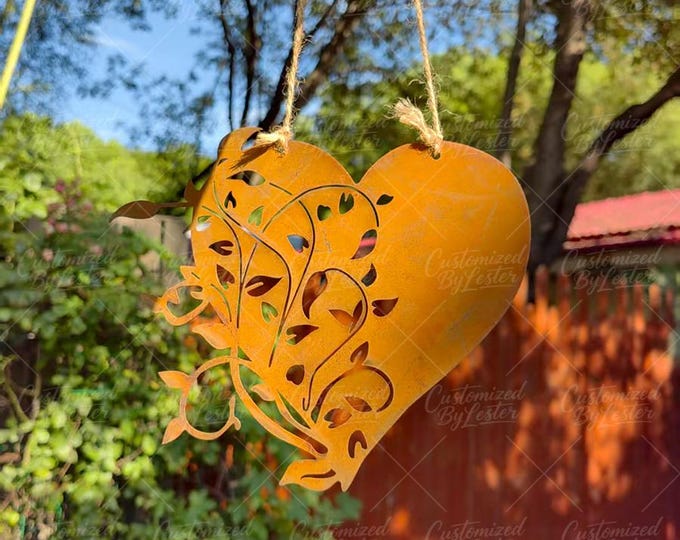 Rusty Metal Vine Heart Wall Art, Cottagecore Garden Sculpture,  Metal Heat Outdoor Decor, Metal Heart Wall Decor, Outdoor Garden Wall Art