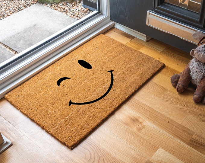 Happy Face Doormat, Funny Doormat, Smiling Face, Cute Door Mat, Modern Welcome Mat, Simple Doormat Outdoor, Front Porch Decor, Summer Decor
