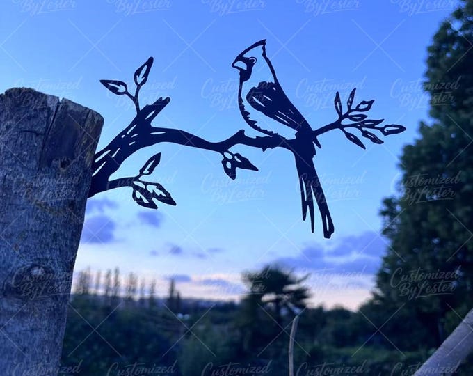 Black Metal Parrot Garden Stake, Bird on Branch Tree Sculpture,  Parrot on Perch Tree Stake, Metal Bird Garden Sculpture, Vintage Yard Art