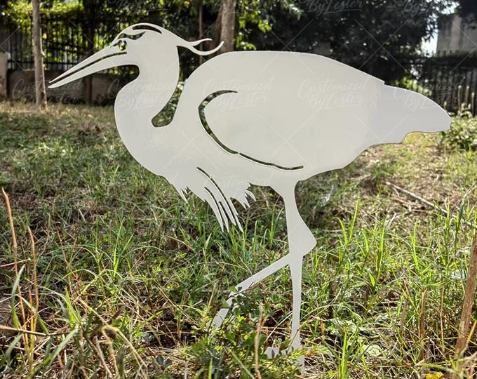 White Metal Crane Garden Stake, Handcrafted White Metal Crane Statue, Modern Yard Art, Unique Bird Statue for Patio & Lawn, Outdoor Decor