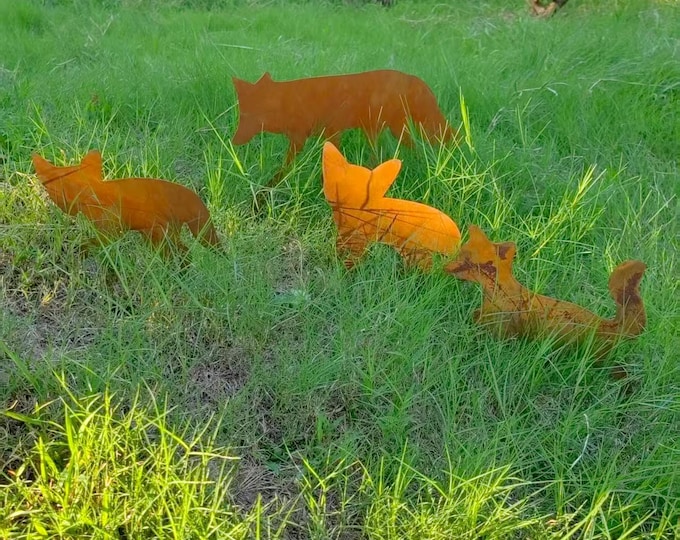 Rusted Fox Silhouette Set of 4 Metal Stakes, Rust Art Iron Fox Sculpture, Outdoor Yard Art, Wildlife Decor, Rustic Farmhouse Animal Statue