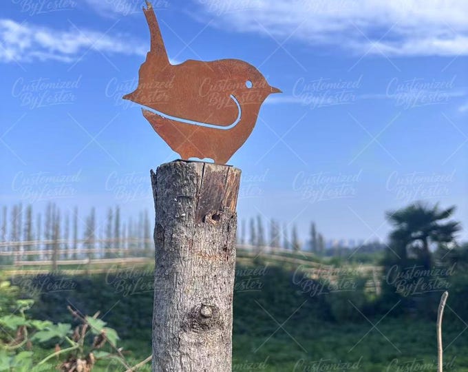 Rusty Metal Sparrow Fence Sculpture, Vintage Rusted Iron Bird Garden Art, Outdoor Yard Decor，  Unique Handmade Gift for Bird Lovers