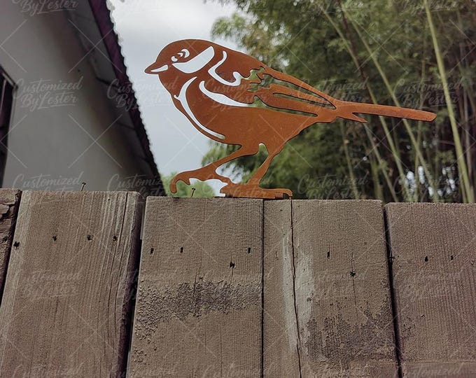 Rusty Metal Bird Fence Stake, Rusted Bird Garden Statue, Rusty Yard Art, Unique Garden Sculpture, Metal Bird Lawn Stake, Garden Decor