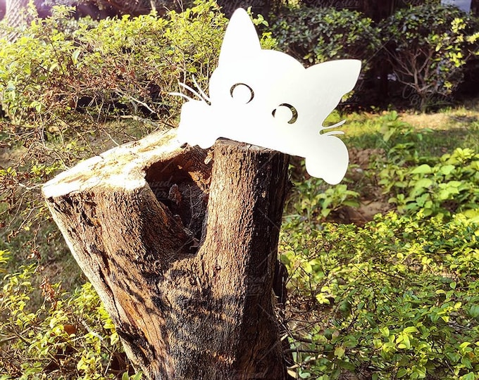 White Metal Peeking Cat Fence Stake, Whimsical Cat Garden Decor, Curious Kitty Sculpture, Outdoor Yard Art, Minimalist White Cat Fence Stake
