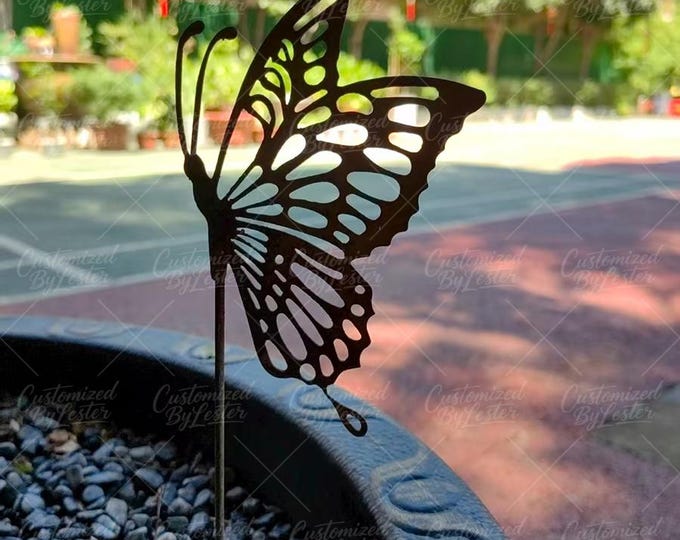 Rusty Metal Butterfly Planter Stake, Handmade Iron Garden Decor, Vintage Flower Pot Ornament, Boho Outdoor Art, Butterfly Lover Gift