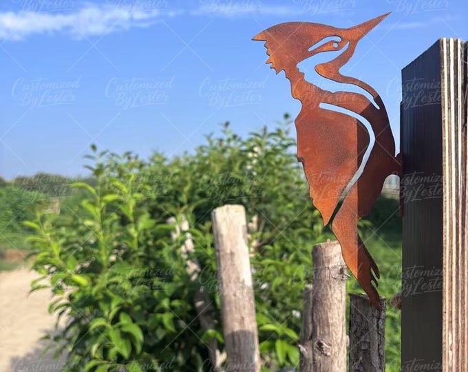 Rusty Metal Woodpecker Garden Stake, Handmade Forest-Themed Decor, Rust Finish Bird Sculpture, Nature-Inspired Yard Art, Garden Ornament