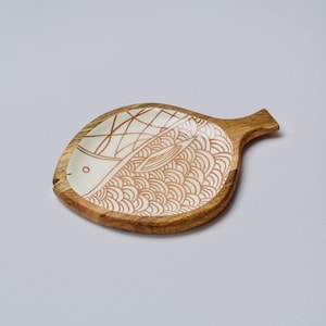 Fish Plate | Fish Platter Handmade Discus Shape Wooden Serving Dish Unique Table Decor for Seafood & Home Kitchen Gift