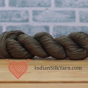 100% Mulberry Silk Yarn– Fingering Sock Weight | 50g Skein(250m) | Baby Weight Yarn for Knitting & Crochet| Soft Lightweight Shiny Yarn QS28