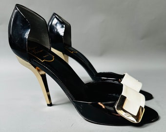 Roger Vivier black and cream patent leather high heels. Pumps.