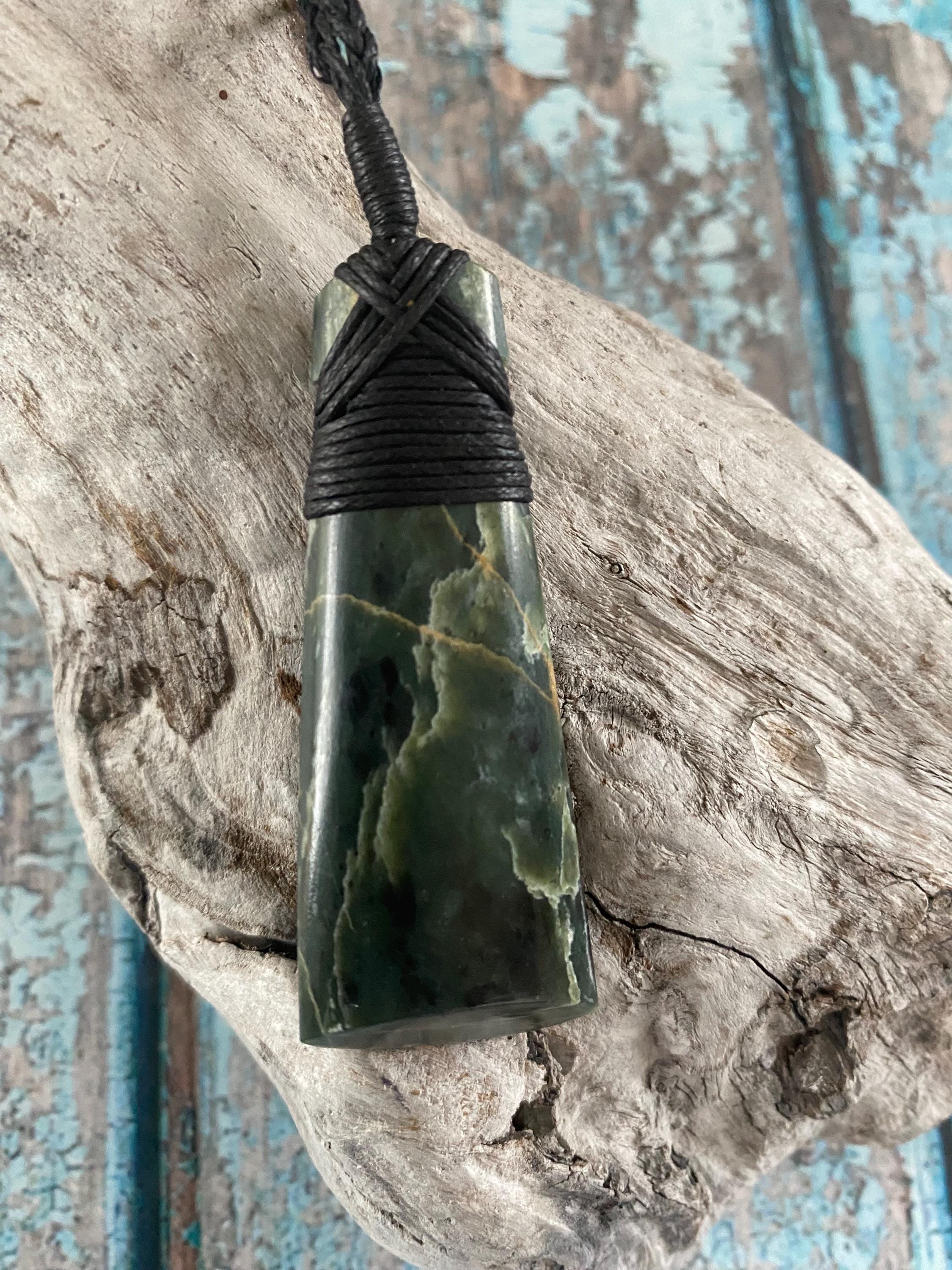 Maori green stone - Etsy 日本