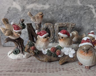 Robin Christmas Decorations Home Décor Ornaments 9-23cm Various Robins to Choose from with Festive Santa Hats & Christmas Scene