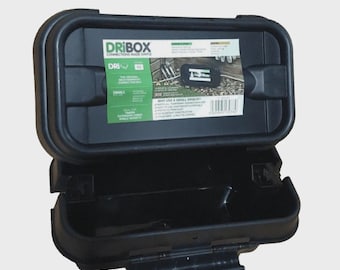 Caja impermeable DRiBOX pequeña negra de 200 mm para exteriores con enchufes eléctricos