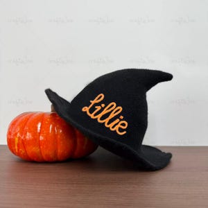 Personlig häxhatt för barn, broderat namn, Halloweenkostym