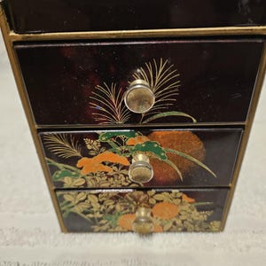Japanese Lacquer Jewelry Box