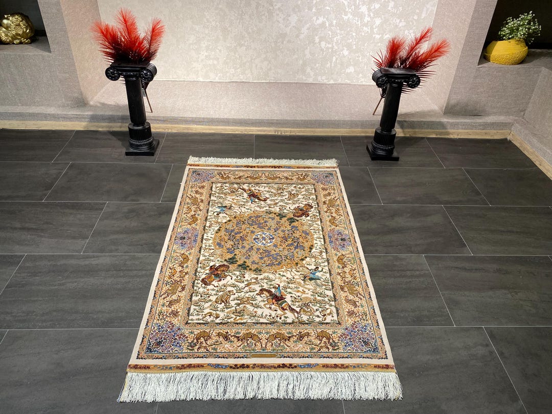 Hunting Patterned Silk Turkish Rug, Oriental Decor, 3x4 - Etsy
