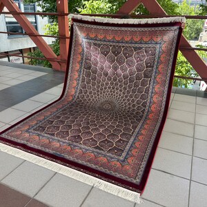 5x8 Red Anatolian Rug: Bamboo Silk Oriental Carpet
