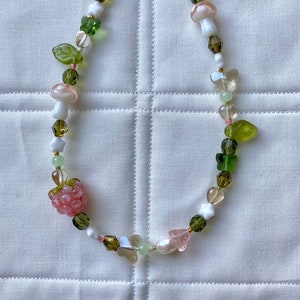 Raspberry Garden Necklace, Freshwater Pearl Necklace image 4