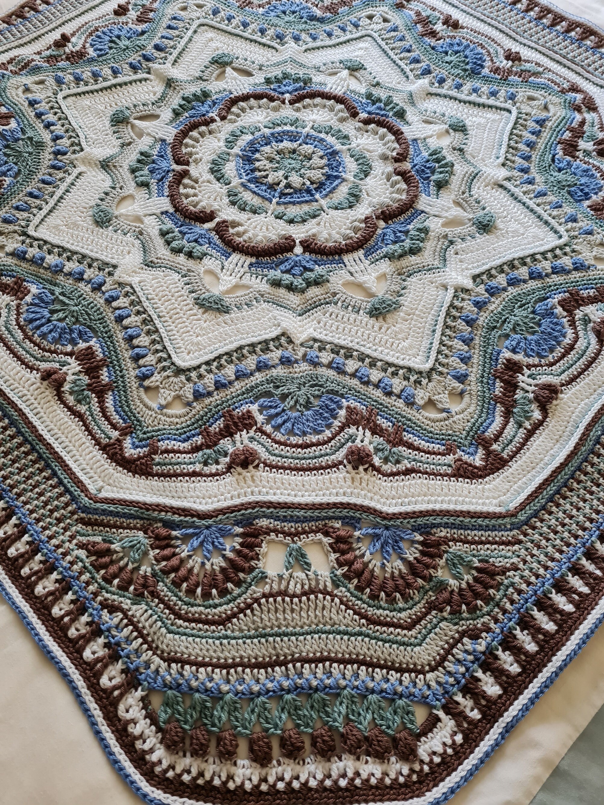 Dinflower Mandala Handmade Crochet Blanket