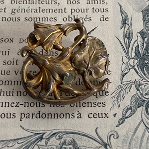 Antique Art Nouveau gold on silver vermeil brooch, made in France