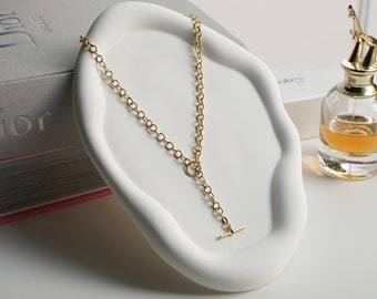 gold plated chain · lever closure · old money man · gift for her · jewelry · minimal jewelry · gift jewelry