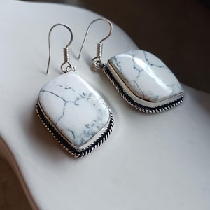 White Turquoise Earrings, White Howlite Earrings, Howlite Silver Earrings, White Turquoise Silver Earrings, Monochrome Earrings, Gift