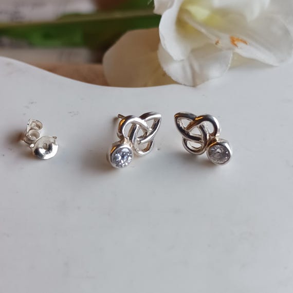 Vintage Sterling Silver Set, Vintage Pendant & Earring Set, Sterling Silver Jewellery Set, Celtic Jewellery Set, Celtic Knot Earring Set View 2
