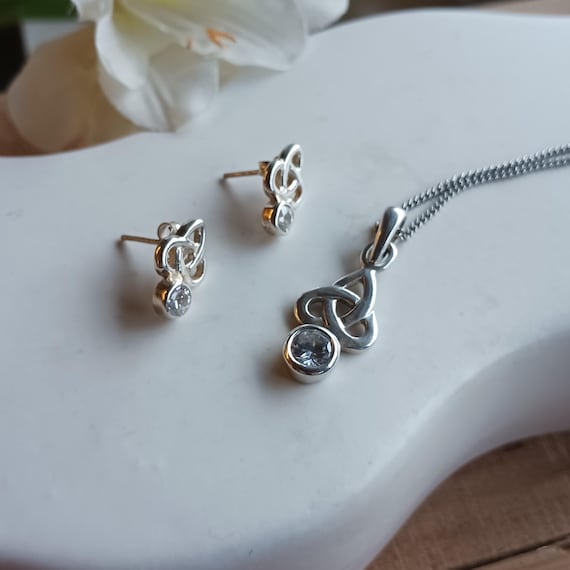 Vintage Sterling Silver Set, Vintage Pendant & Earring Set, Sterling Silver Jewellery Set, Celtic Jewellery Set, Celtic Knot Earring Set