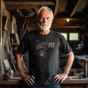 Opa T Shirt Mockup, Bella Canvas schwarzes T-Shirt, Senior männlich Mockup, Vatertagshemd Mockup, Papa Mockup, Handyman Großvater Mockup