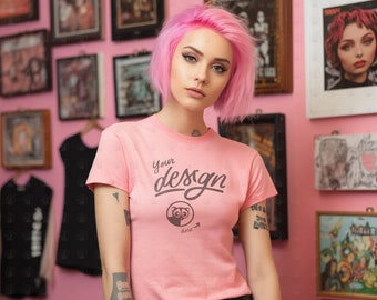 Rosa Frau T-Shirt Mockup, Punk Modell Mockup, Frauen T-Shirt Mock, einzigartiges T-Shirt Mockup, rosa Hemd Frau Mockup, trendiges Mädchen Mockup