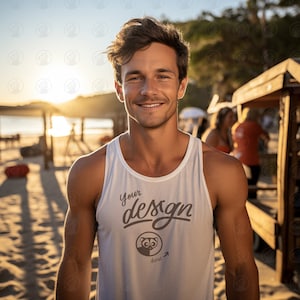 Herren Tank Top Mockup, Strand Mockup, weißes Tank Mockup, Mann Mock Up, männlicher Tank Mock up, männliches Model Mock up, Tank Vorlage, Sunset Beach Mock