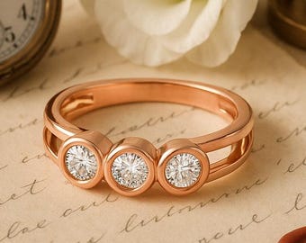 Three Diamond Ring | Bezel Diamond Ring